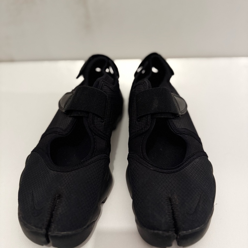 Nike Air Rift Black Split-Toe - Picture 2 of 6